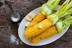 Як варити кукурудзу правильно: час, способи, поради