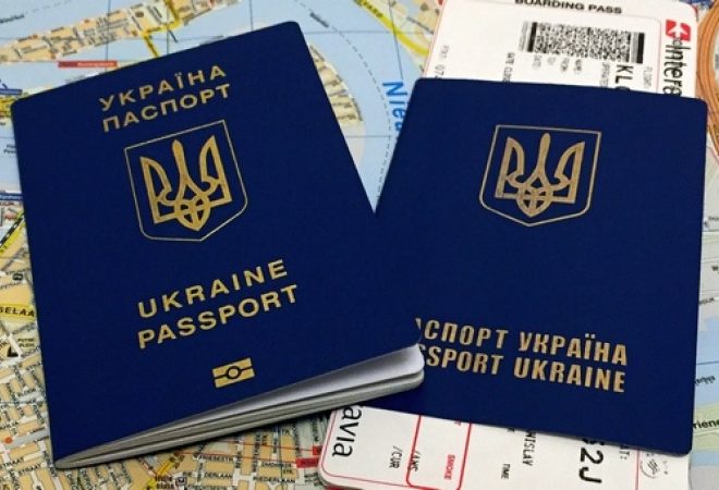 Які документи потрібні для оформлення закордонного паспорта: повна інструкція