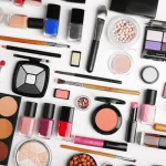 Як перевірити склад косметики: повний гід із розбором інгредієнтів
