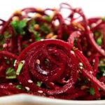 Салат з буряка по-корейськи: ароматна закуска, яка завжди виходить вдало